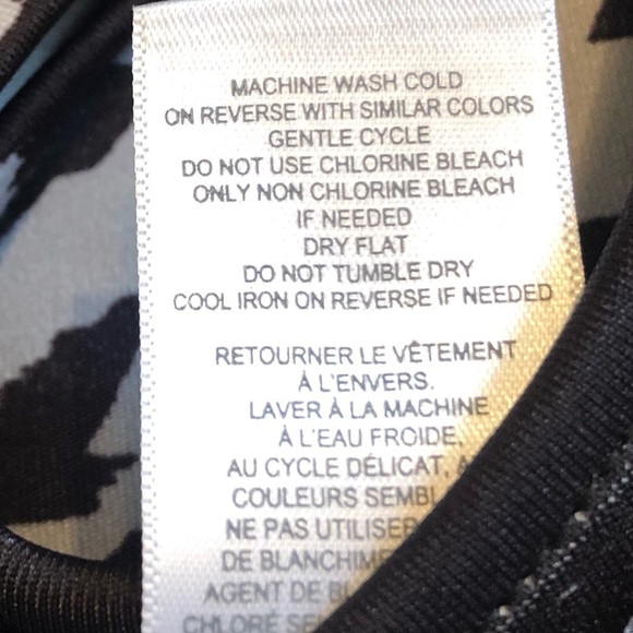 Avon open back houndstooth plaid scoop neck split back pullover sleeveless top - Picture 7 of 13